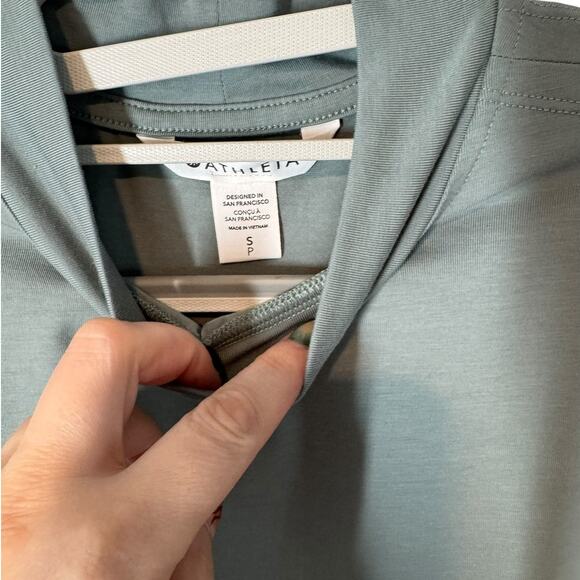 Athleta Away Mock Neck Tee Minimalistic Grey Green Small‎ Basic Staple Minimal - Picture 5 of 9